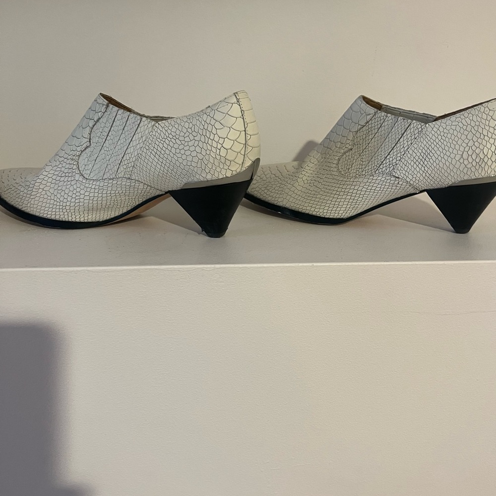 Joie booties